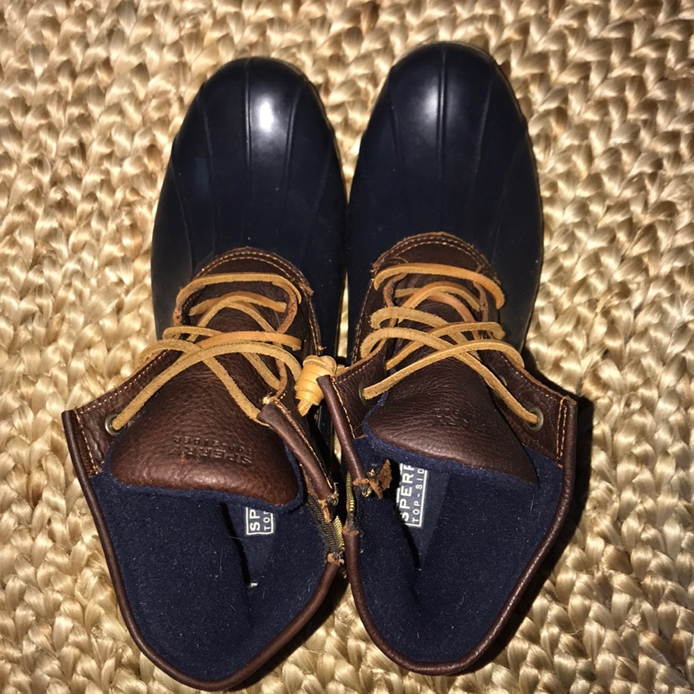 Sperry rainboots